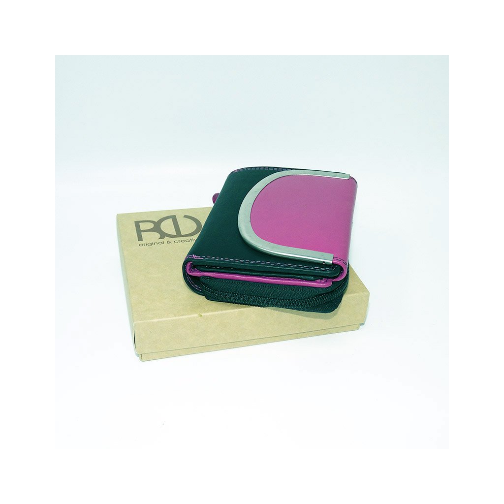 Kožená peněženka dámská s personalizací