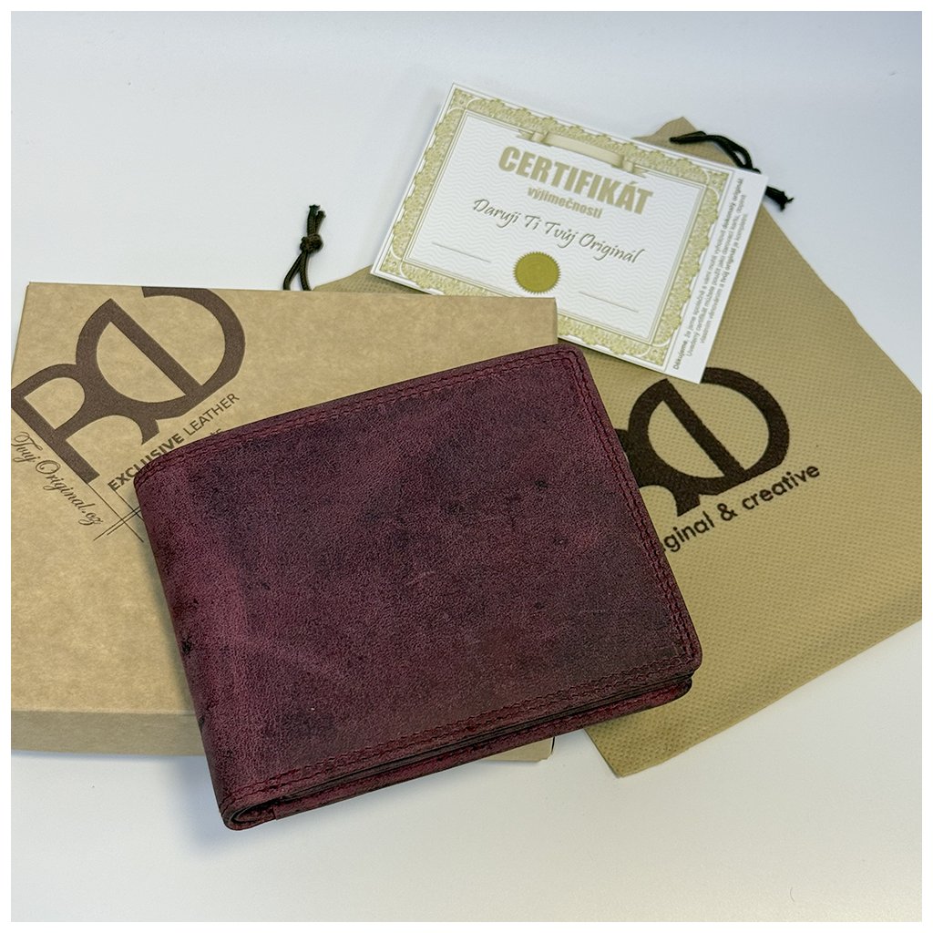 Kožená bordo peněženka s monogramem