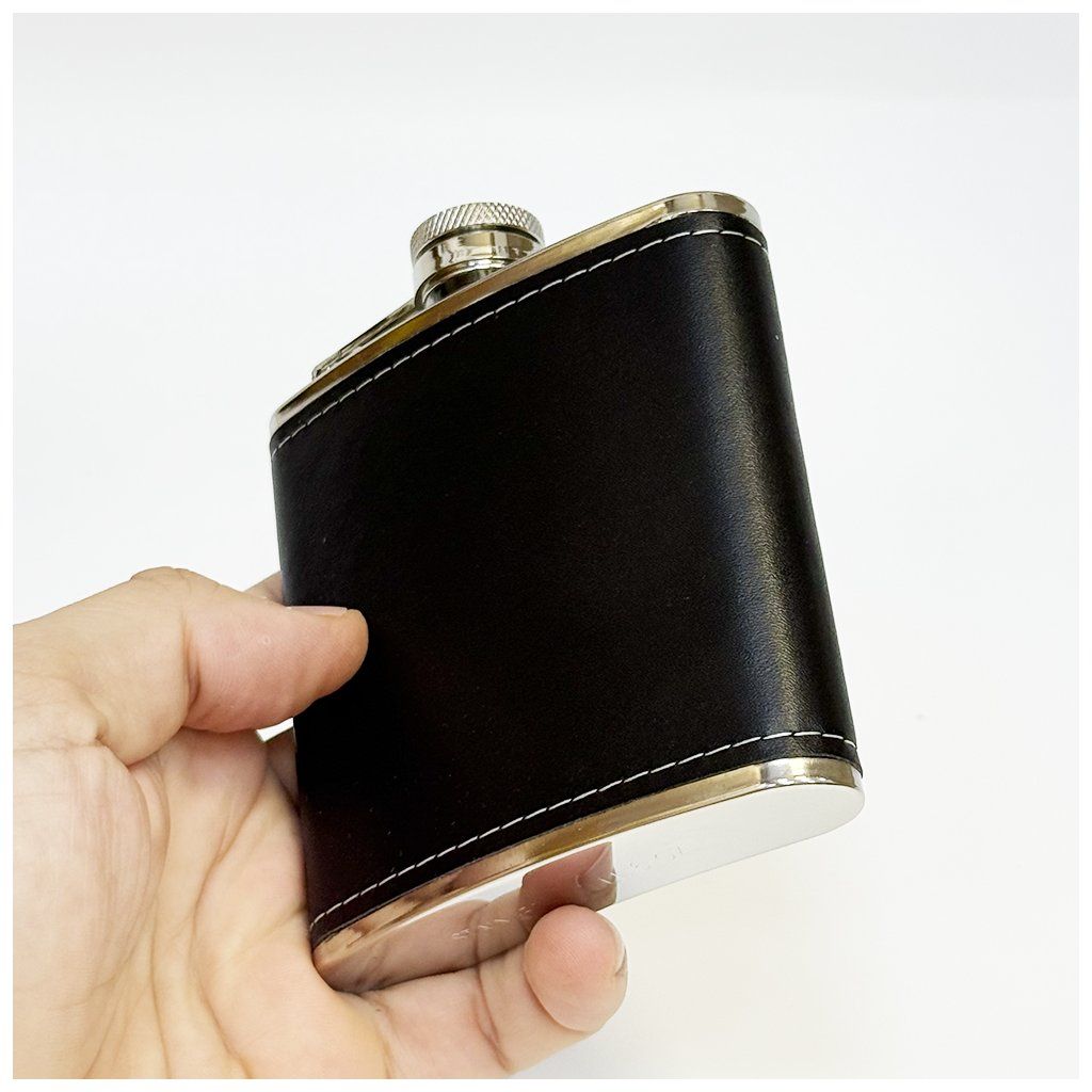 Kožená placatka z nerez oceli a vlastní text, motiv