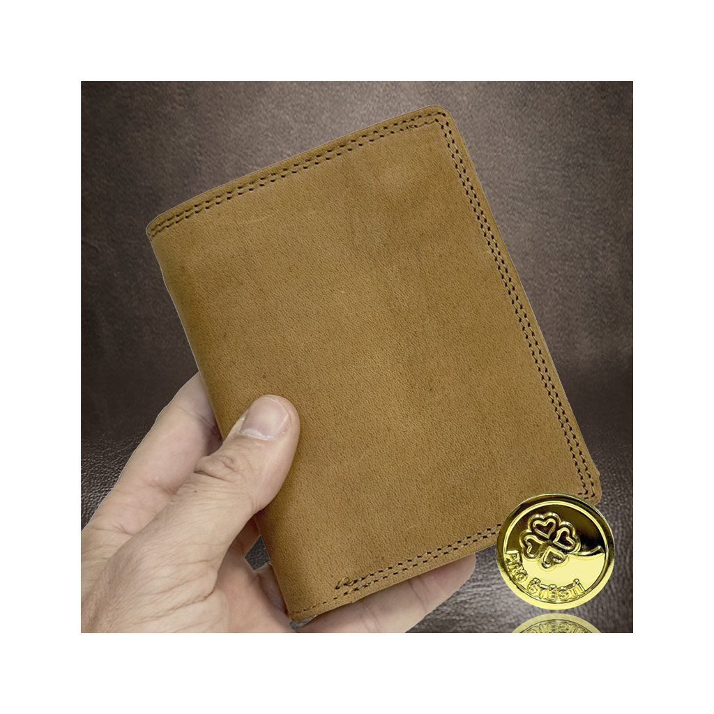 Luxusní  světle hnědá kožená peněženka s monogramem