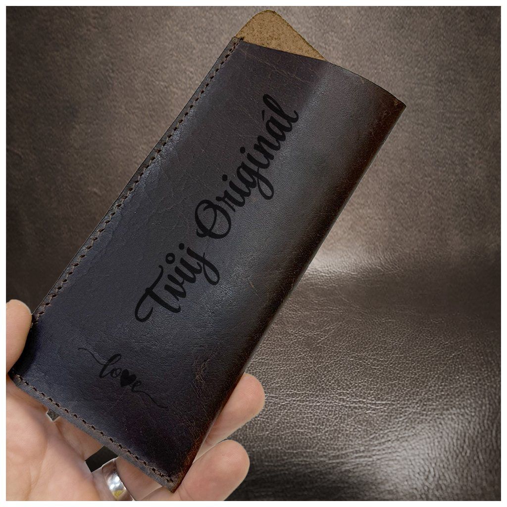 Kožené pouzdro s gravírováním vlastního motivu